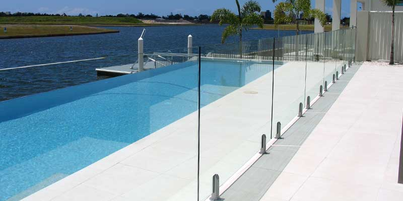 frameless glass pool fencing