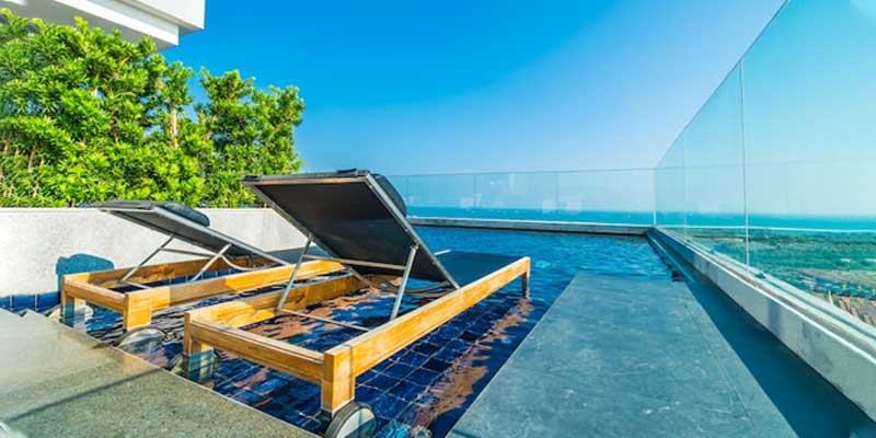 glass pool fence installation